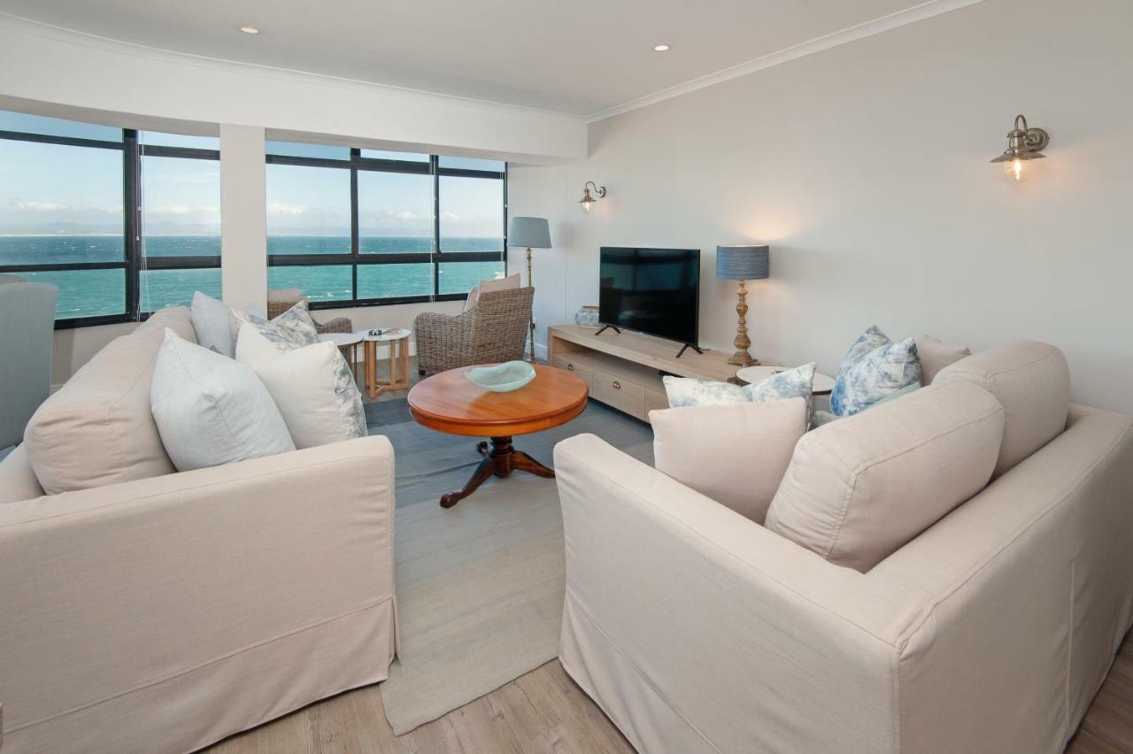 The Sun, Whales & Waves - Seafront Apartment เฮอร์มานุส ภายนอก รูปภาพ