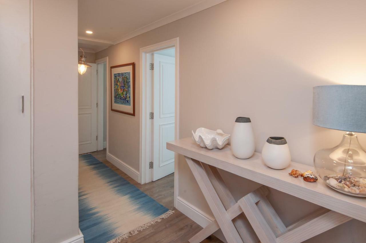 The Sun, Whales & Waves - Seafront Apartment เฮอร์มานุส ภายนอก รูปภาพ